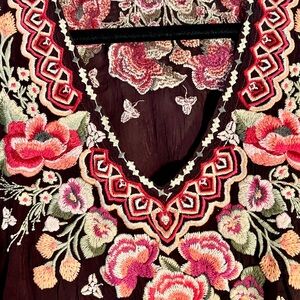 Johnny Was VNeck Tunic, deep maroon/brown